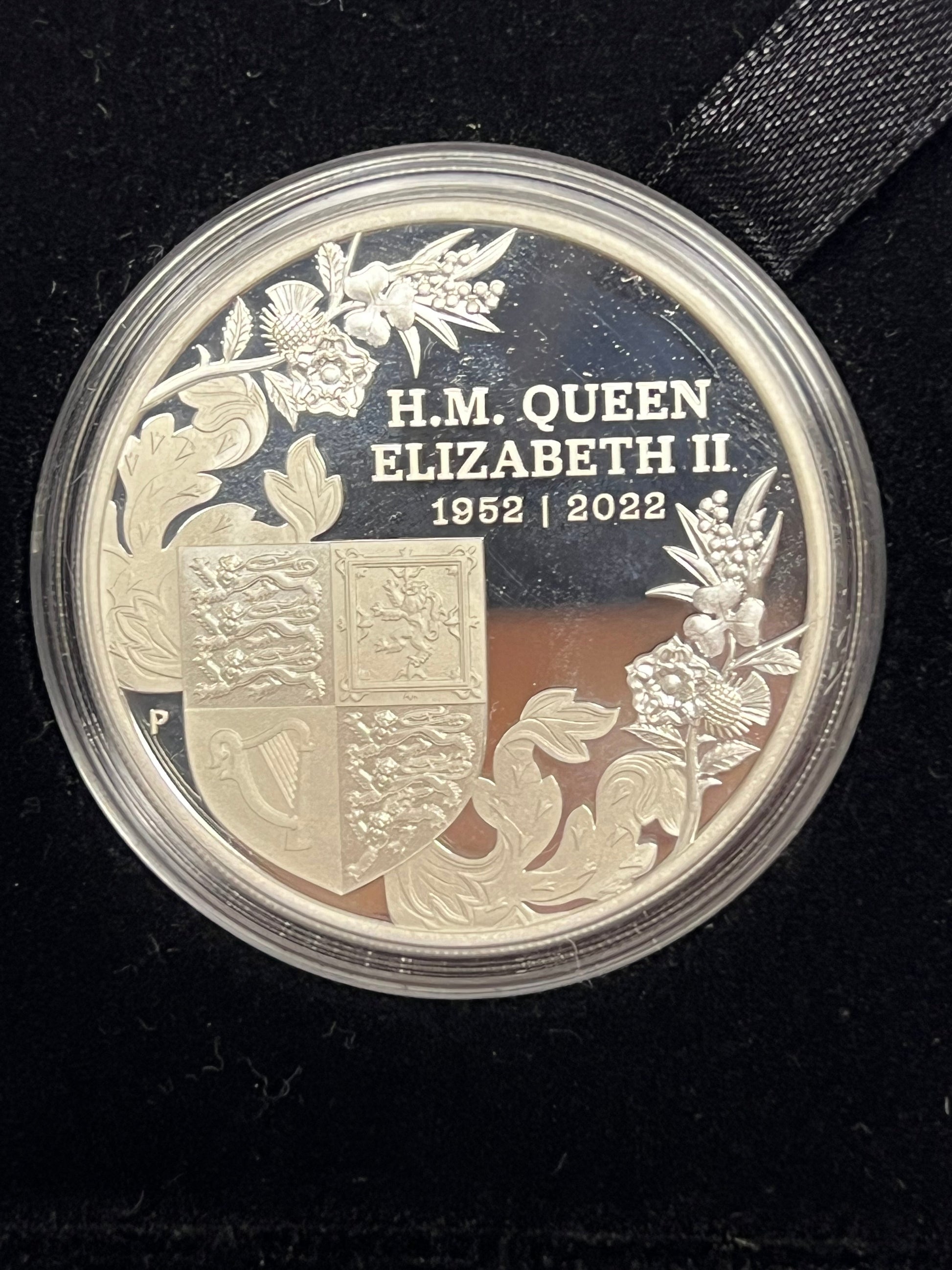 Queen Elizabeth II Platinum Jubilee 70 Years Accession 1 Oz